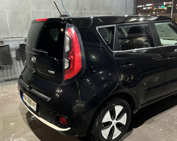 Черный Киа Soul, объемом двигателя 0 л и пробегом 126 тыс. км за 7800 $, фото 6 на Automoto.ua