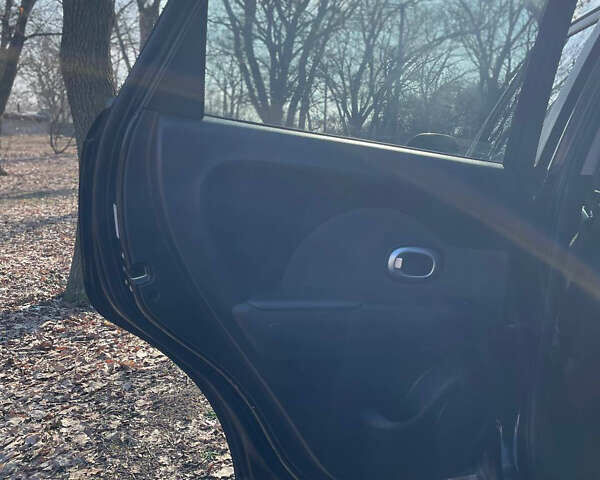 Чорний Кіа Soul, об'ємом двигуна 1.59 л та пробігом 133 тис. км за 9800 $, фото 8 на Automoto.ua