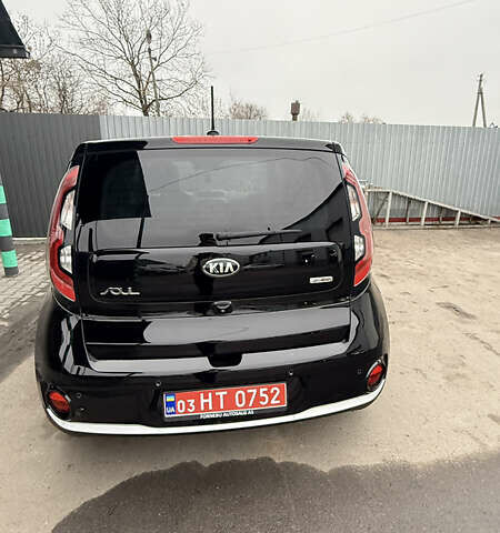 Черный Киа Soul, объемом двигателя 0 л и пробегом 140 тыс. км за 5599 $, фото 2 на Automoto.ua