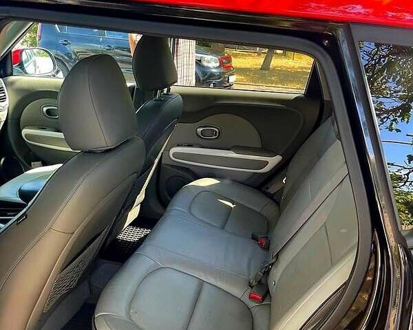 Черный Киа Soul, объемом двигателя 0 л и пробегом 116 тыс. км за 10500 $, фото 4 на Automoto.ua
