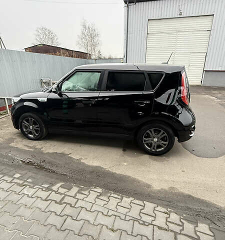 Черный Киа Soul, объемом двигателя 0 л и пробегом 140 тыс. км за 5599 $, фото 4 на Automoto.ua