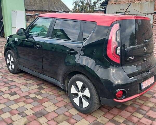 Киа Soul 2016 в Львове на Automoto.ua Черный Киа Soul, объемом двигателя 0 л и пробегом 113 тыс. км за 7300 $, фото 6 на Automoto.ua
