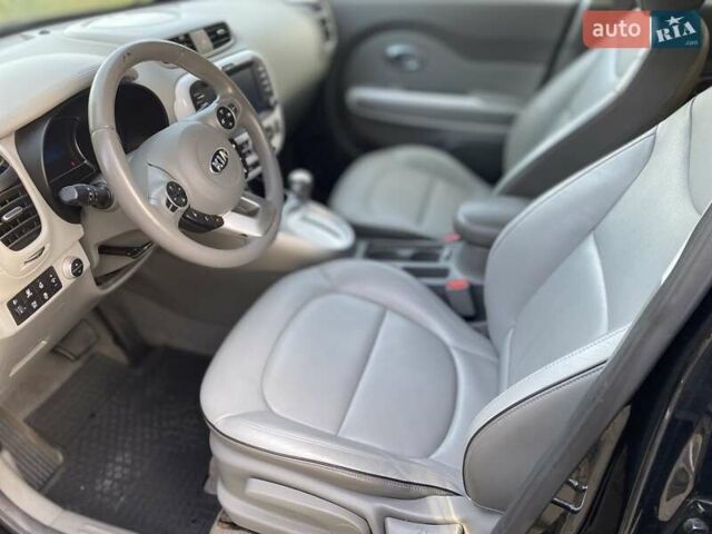 Чорний Кіа Soul, об'ємом двигуна 0 л та пробігом 114 тис. км за 7350 $, фото 9 на Automoto.ua