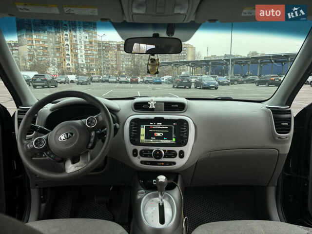 Черный Киа Soul, объемом двигателя 0 л и пробегом 100 тыс. км за 9100 $, фото 31 на Automoto.ua