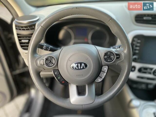 Чорний Кіа Soul, об'ємом двигуна 0 л та пробігом 114 тис. км за 7350 $, фото 11 на Automoto.ua