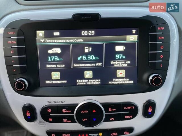 Чорний Кіа Soul, об'ємом двигуна 0 л та пробігом 114 тис. км за 7350 $, фото 7 на Automoto.ua