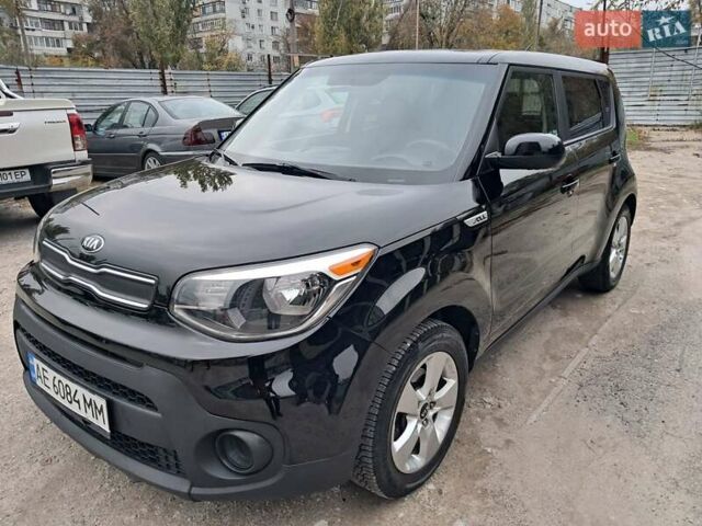 Черный Киа Soul, объемом двигателя 1.59 л и пробегом 183 тыс. км за 9800 $, фото 7 на Automoto.ua