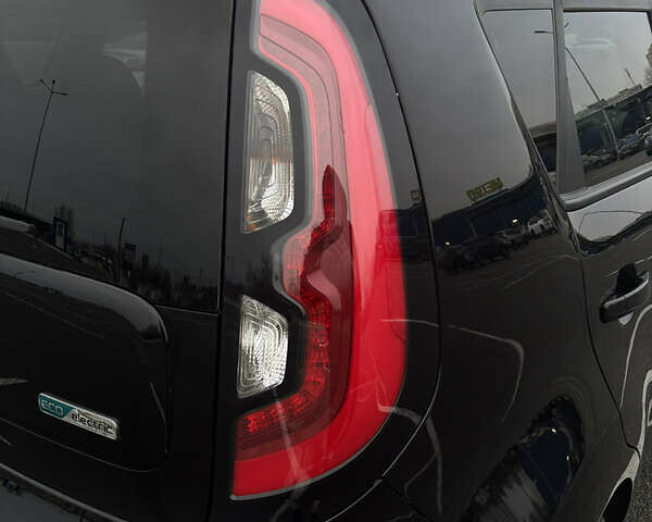 Черный Киа Soul, объемом двигателя 0 л и пробегом 100 тыс. км за 9100 $, фото 43 на Automoto.ua