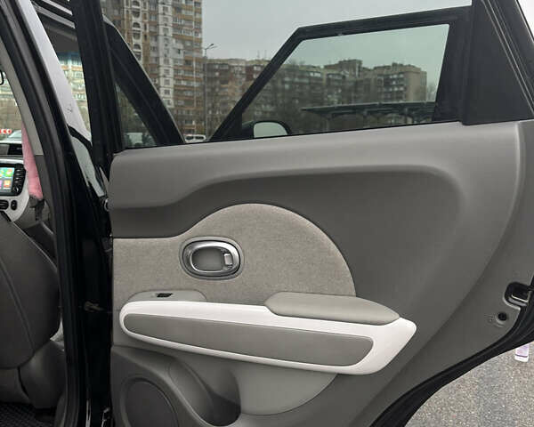 Черный Киа Soul, объемом двигателя 0 л и пробегом 100 тыс. км за 9100 $, фото 40 на Automoto.ua
