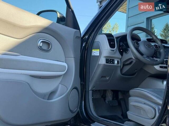 Черный Киа Soul, объемом двигателя 0 л и пробегом 175 тыс. км за 6400 $, фото 14 на Automoto.ua