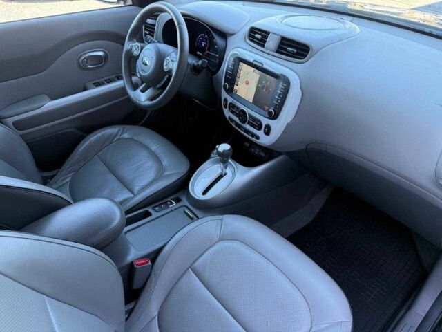 Чорний Кіа Soul, об'ємом двигуна 0 л та пробігом 175 тис. км за 6600 $, фото 21 на Automoto.ua