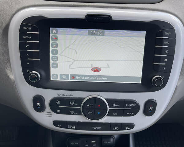 Черный Киа Soul, объемом двигателя 0 л и пробегом 110 тыс. км за 9500 $, фото 21 на Automoto.ua