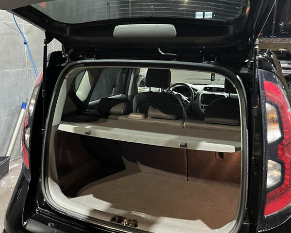 Черный Киа Soul, объемом двигателя 0 л и пробегом 126 тыс. км за 7800 $, фото 9 на Automoto.ua