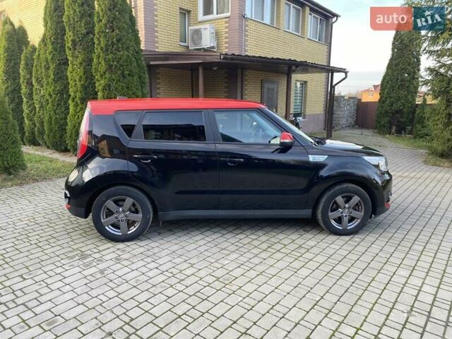 Чорний Кіа Soul, об'ємом двигуна 0 л та пробігом 114 тис. км за 7350 $, фото 2 на Automoto.ua