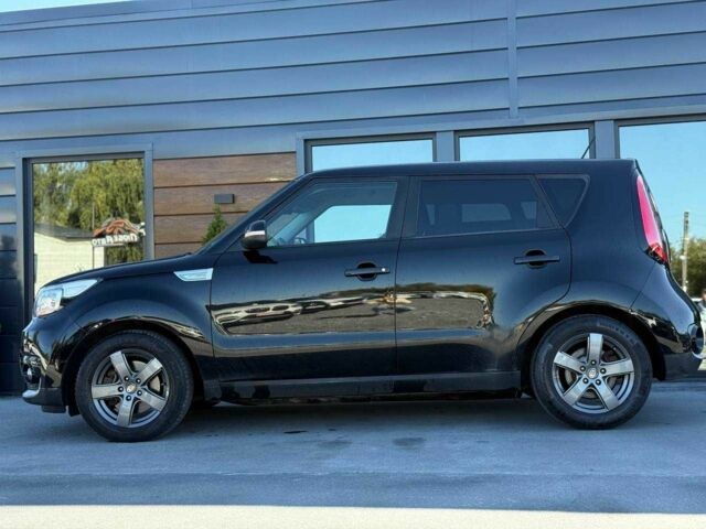 Чорний Кіа Soul, об'ємом двигуна 0 л та пробігом 175 тис. км за 6600 $, фото 5 на Automoto.ua