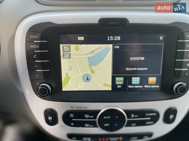 Чорний Кіа Soul, об'ємом двигуна 0 л та пробігом 114 тис. км за 7350 $, фото 13 на Automoto.ua