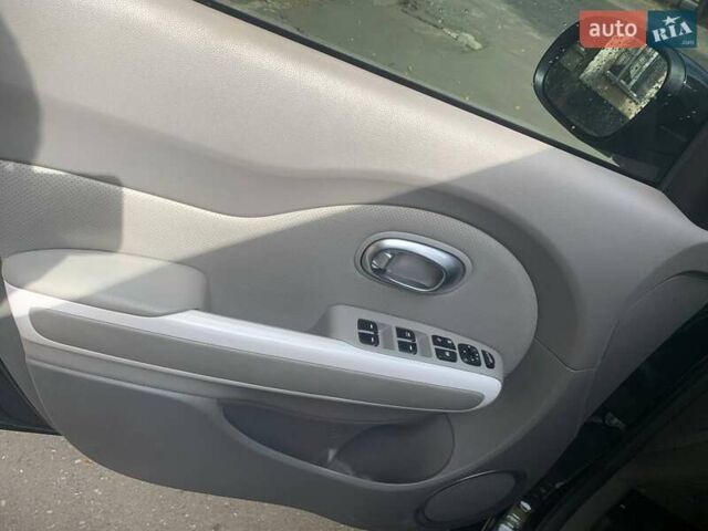 Чорний Кіа Soul, об'ємом двигуна 0 л та пробігом 98 тис. км за 11000 $, фото 15 на Automoto.ua