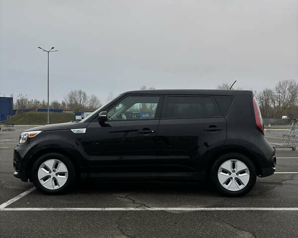 Черный Киа Soul, объемом двигателя 0 л и пробегом 100 тыс. км за 9100 $, фото 6 на Automoto.ua