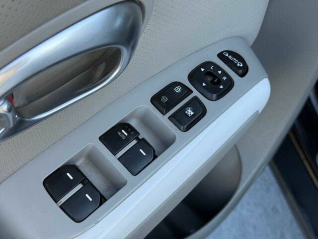 Чорний Кіа Soul, об'ємом двигуна 0 л та пробігом 175 тис. км за 6600 $, фото 11 на Automoto.ua