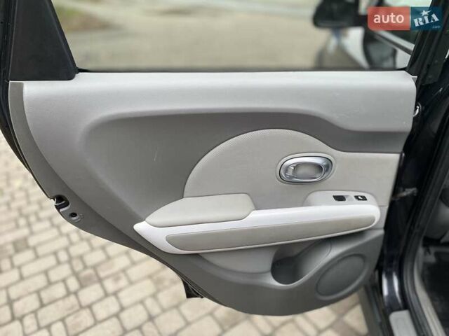 Черный Киа Soul, объемом двигателя 0 л и пробегом 130 тыс. км за 6099 $, фото 18 на Automoto.ua