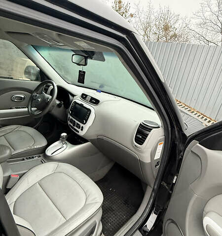 Черный Киа Soul, объемом двигателя 0 л и пробегом 140 тыс. км за 5599 $, фото 10 на Automoto.ua