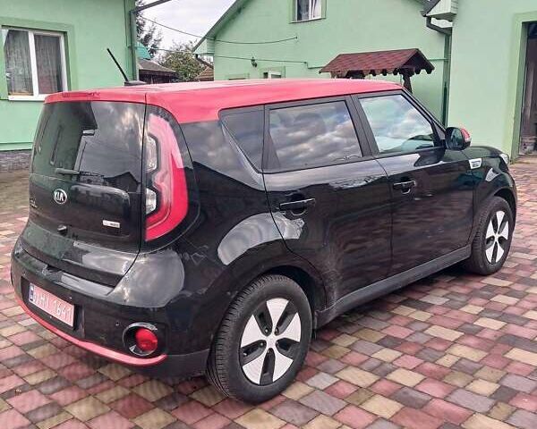 Киа Soul 2016 в Львове на Automoto.ua Черный Киа Soul, объемом двигателя 0 л и пробегом 113 тыс. км за 7300 $, фото 1 на Automoto.ua