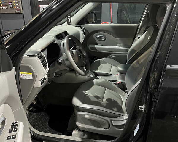 Черный Киа Soul, объемом двигателя 0 л и пробегом 126 тыс. км за 7800 $, фото 12 на Automoto.ua