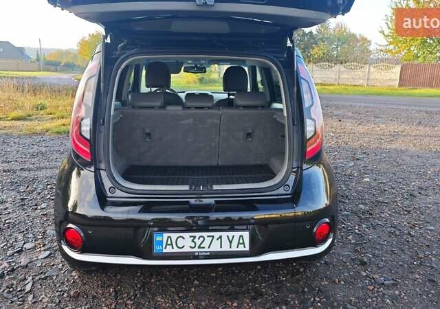 Чорний Кіа Soul, об'ємом двигуна 0 л та пробігом 188 тис. км за 8300 $, фото 7 на Automoto.ua