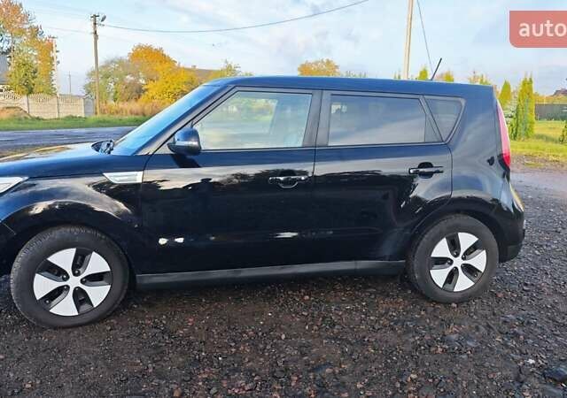 Чорний Кіа Soul, об'ємом двигуна 0 л та пробігом 188 тис. км за 8300 $, фото 6 на Automoto.ua