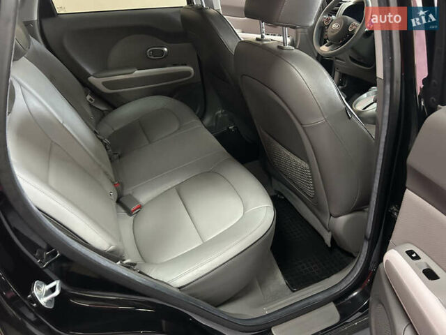 Черный Киа Soul, объемом двигателя 0 л и пробегом 95 тыс. км за 6999 $, фото 11 на Automoto.ua