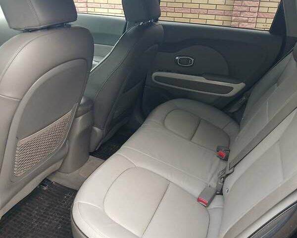 Киа Soul 2016 в Львове на Automoto.ua Черный Киа Soul, объемом двигателя 0 л и пробегом 113 тыс. км за 7300 $, фото 8 на Automoto.ua