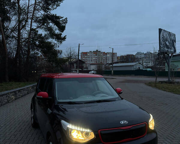 Черный Киа Soul, объемом двигателя 0 л и пробегом 150 тыс. км за 5500 $, фото 1 на Automoto.ua