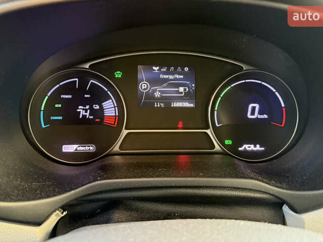 Чорний Кіа Soul, об'ємом двигуна 0 л та пробігом 168 тис. км за 9800 $, фото 8 на Automoto.ua