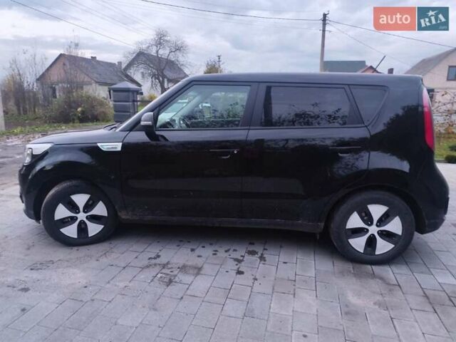 Черный Киа Soul, объемом двигателя 0 л и пробегом 118 тыс. км за 11000 $, фото 10 на Automoto.ua