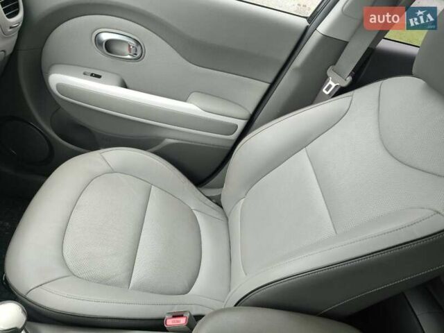 Черный Киа Soul, объемом двигателя 0 л и пробегом 110 тыс. км за 11200 $, фото 27 на Automoto.ua