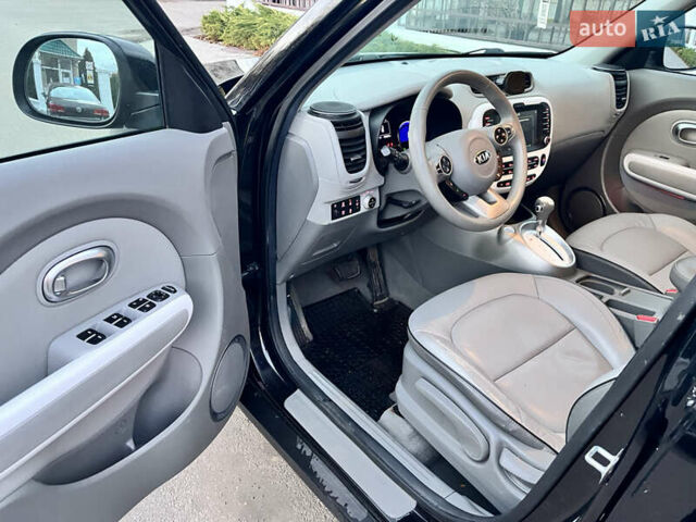 Черный Киа Soul, объемом двигателя 0 л и пробегом 140 тыс. км за 10499 $, фото 10 на Automoto.ua