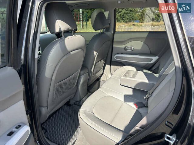 Черный Киа Soul, объемом двигателя 0 л и пробегом 61 тыс. км за 9300 $, фото 16 на Automoto.ua