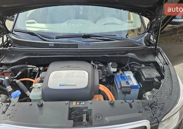 Черный Киа Soul, объемом двигателя 0 л и пробегом 131 тыс. км за 10600 $, фото 14 на Automoto.ua