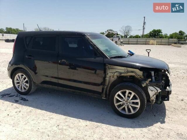 Чорний Кіа Soul, об'ємом двигуна 2 л та пробігом 105 тис. км за 2200 $, фото 3 на Automoto.ua