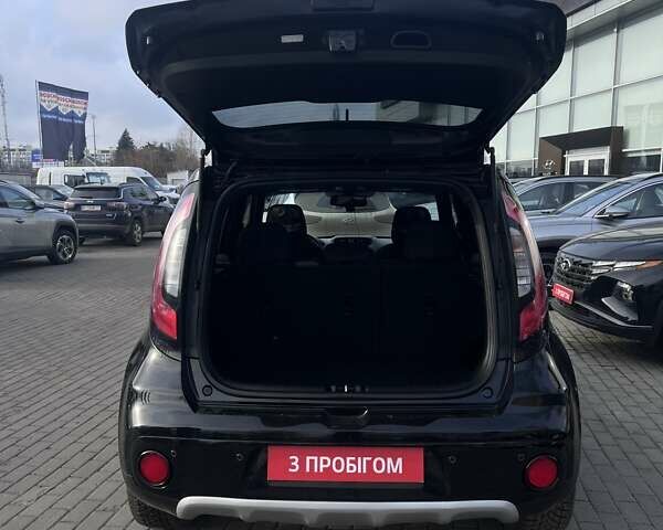Чорний Кіа Soul, об'ємом двигуна 2 л та пробігом 143 тис. км за 12300 $, фото 5 на Automoto.ua