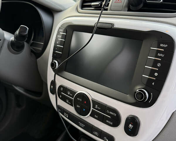 Киа Soul 2017 в Тернополе на Automoto.ua Черный Киа Soul, объемом двигателя 0 л и пробегом 152 тыс. км за 11990 $, фото 24 на Automoto.ua