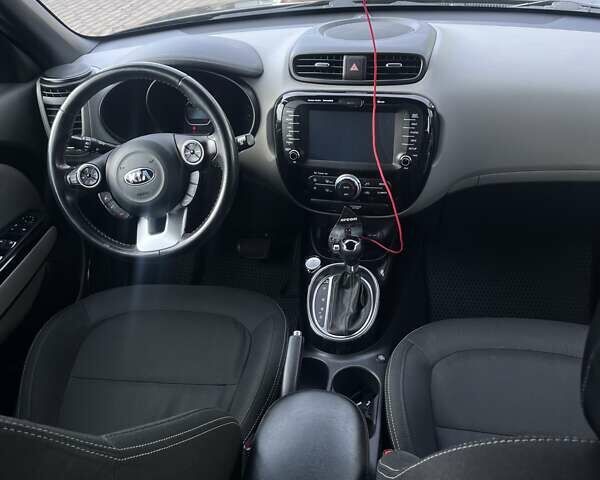 Чорний Кіа Soul, об'ємом двигуна 2 л та пробігом 143 тис. км за 12300 $, фото 20 на Automoto.ua