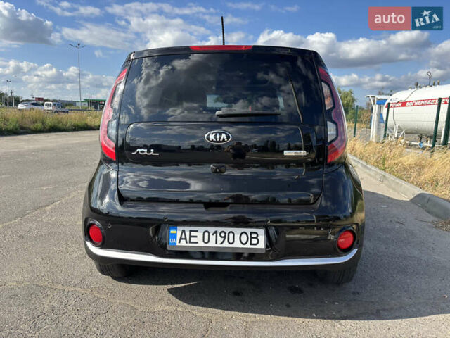 Черный Киа Soul, объемом двигателя 0 л и пробегом 61 тыс. км за 9300 $, фото 4 на Automoto.ua