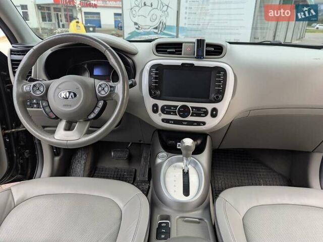 Чорний Кіа Soul, об'ємом двигуна 0 л та пробігом 103 тис. км за 11599 $, фото 18 на Automoto.ua
