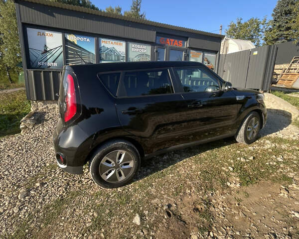 Черный Киа Soul, объемом двигателя 0 л и пробегом 73 тыс. км за 11300 $, фото 5 на Automoto.ua
