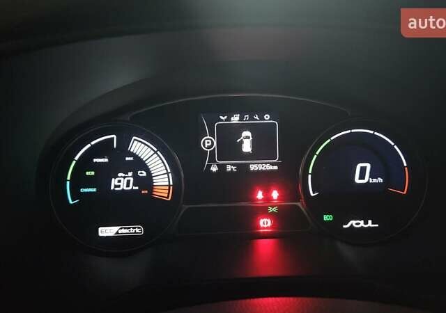 Черный Киа Soul, объемом двигателя 0 л и пробегом 131 тыс. км за 10600 $, фото 7 на Automoto.ua