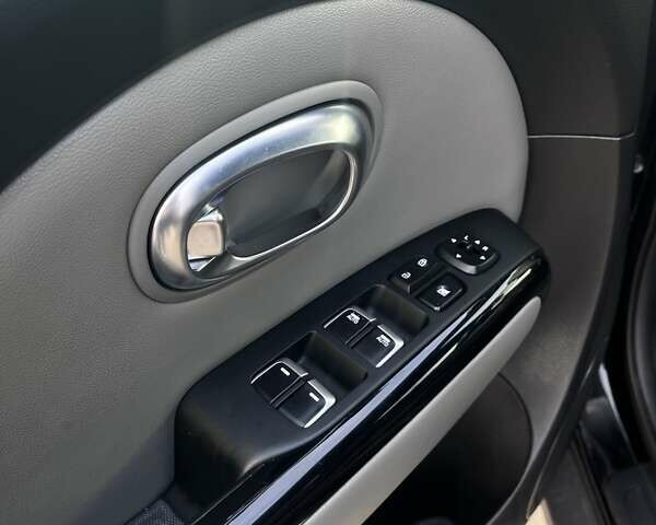 Чорний Кіа Soul, об'ємом двигуна 2 л та пробігом 143 тис. км за 12300 $, фото 6 на Automoto.ua