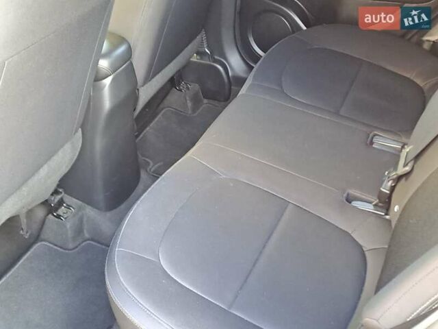 Черный Киа Soul, объемом двигателя 1.6 л и пробегом 112 тыс. км за 15990 $, фото 11 на Automoto.ua