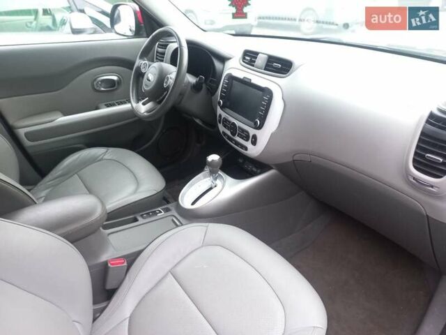 Черный Киа Soul, объемом двигателя 0 л и пробегом 107 тыс. км за 6800 $, фото 5 на Automoto.ua