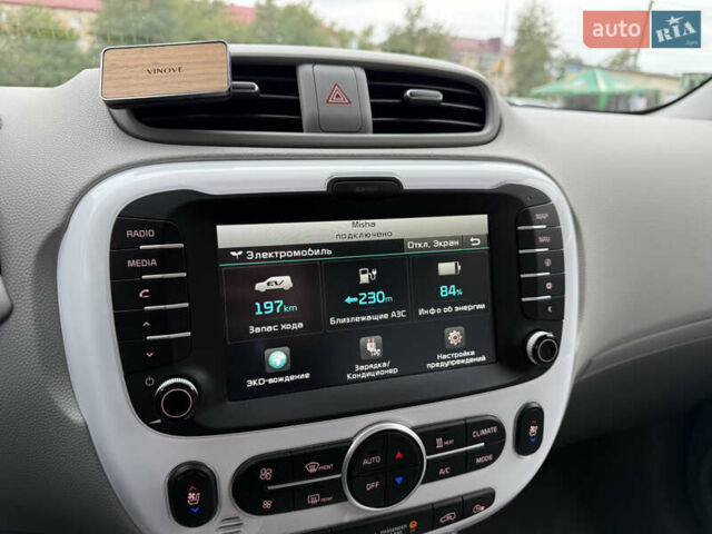 Черный Киа Soul, объемом двигателя 0 л и пробегом 131 тыс. км за 10300 $, фото 68 на Automoto.ua